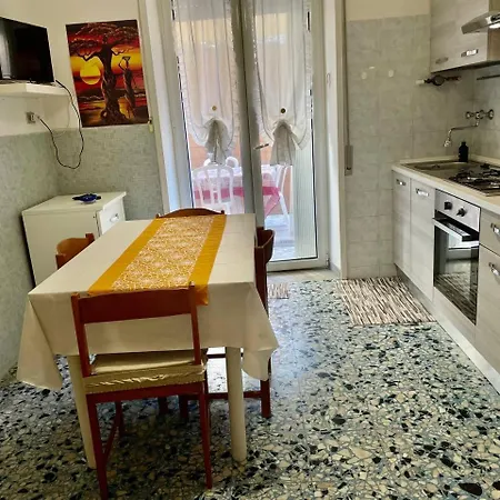Scauri Διαμέρισμα *